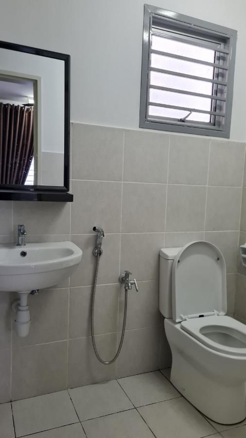 Alanis Suite Klia With Neflix Sepang Esterno foto