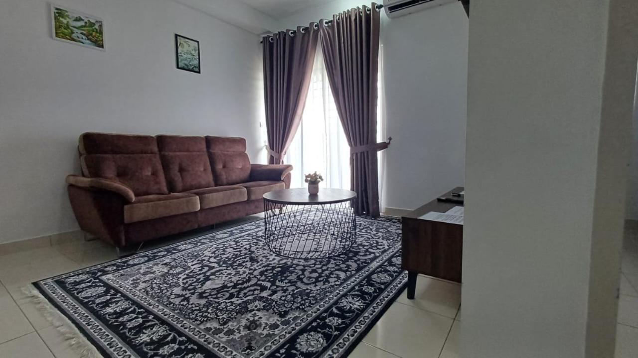 Alanis Suite Klia With Neflix Sepang Esterno foto